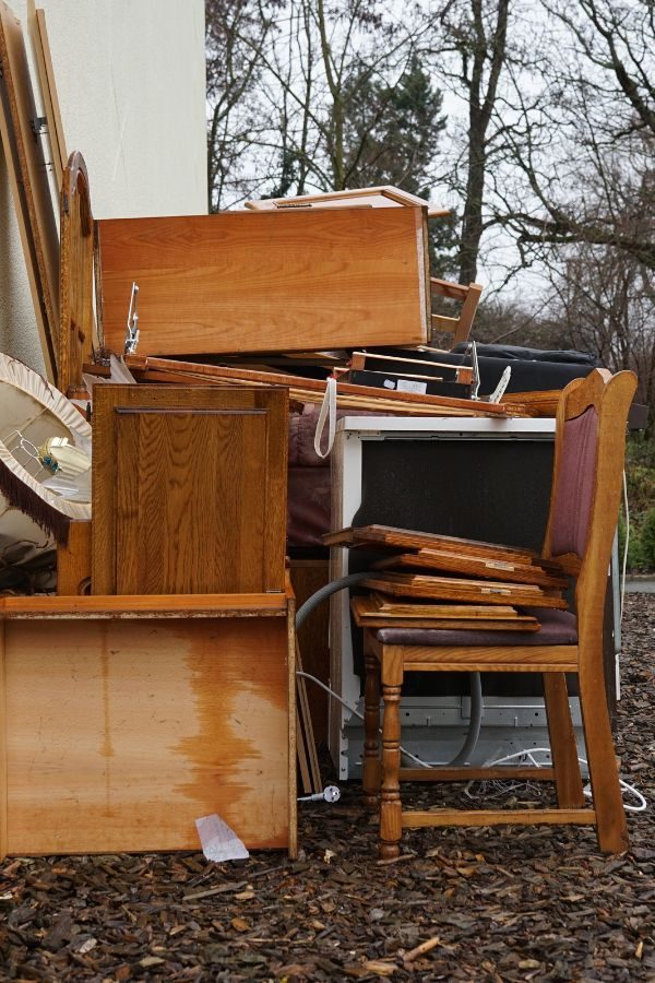 Kellerentrümpelung in Alsdorf - Baesweiler - Aix Entrümpelung - Entrümpelungsfirma - Transporte - Auflösungen